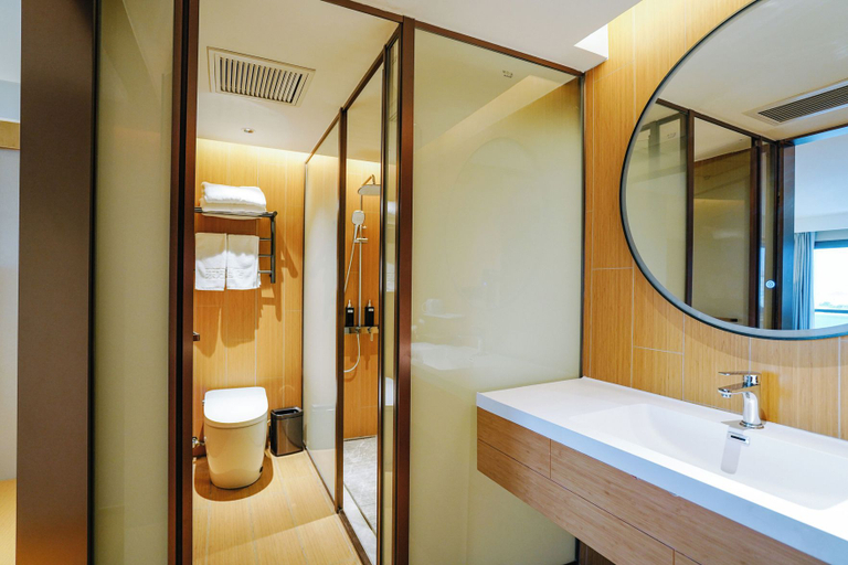Bathroom 5, BANGKOK ORIENTAL HOTEL, Wattana