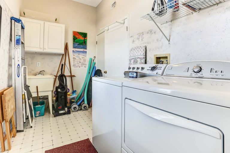 Interior 3, 812 S Fletcher Ave, Nassau