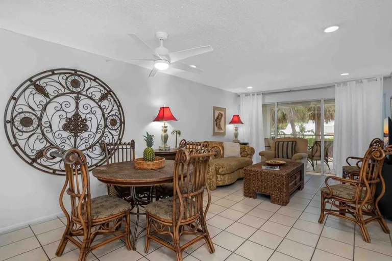 Interior 3, Coastal Paradise, Collier
