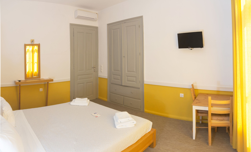 Bedroom 5, Douskos Guesthouse, Attica