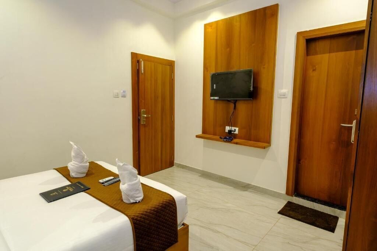 Room 3, Hotel Sterling Executive, Thane
