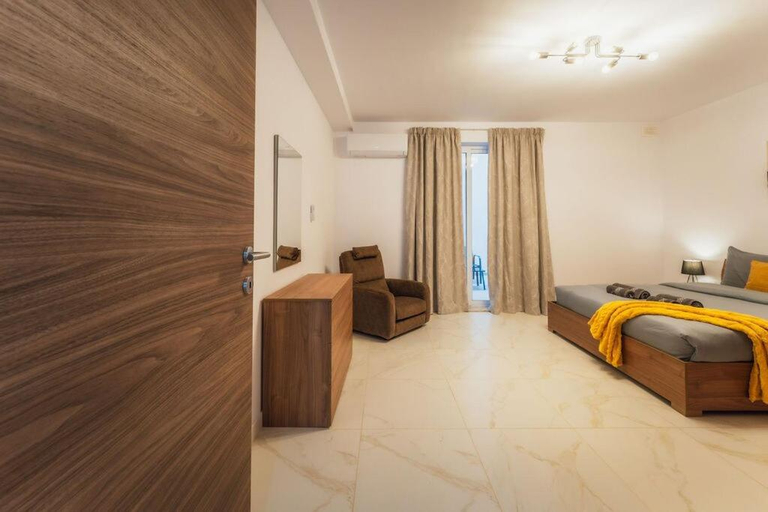 2, St Pauls Bay Apartments, Saint Paul's Bay