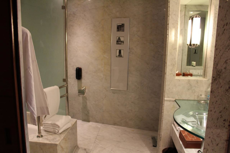 Bathroom 3, Itc Sonar A Luxury Collection Hotel, South 24 Parganas