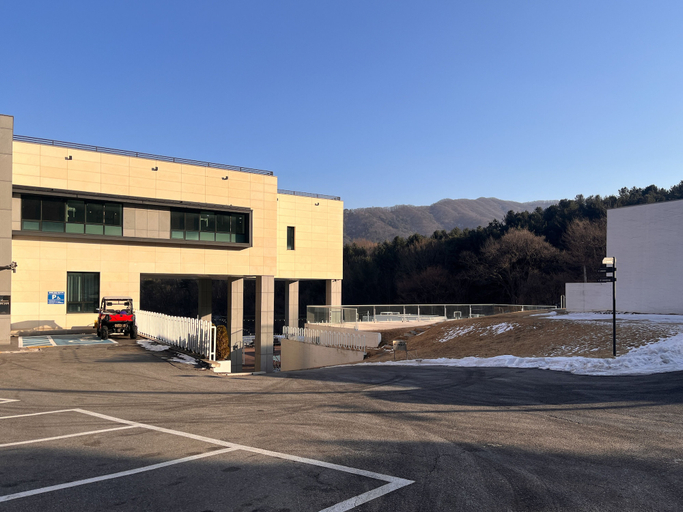 Exterior & Views 2, OVER THE MOUNTAIN, Gapyeong