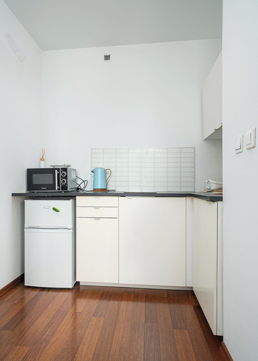Private kitchenette 3, RentPlanet - Apartament Szajnowicza, Warsaw