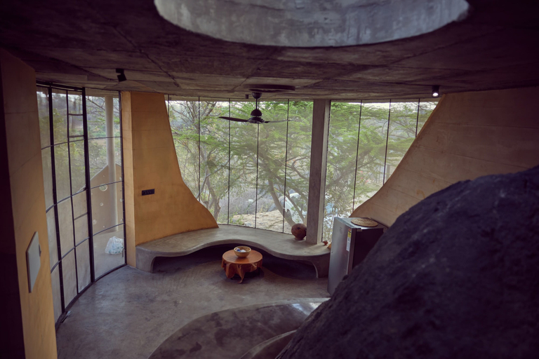 Interior, Winterfell by Sanctity Ferme Stays, Krishnagiri