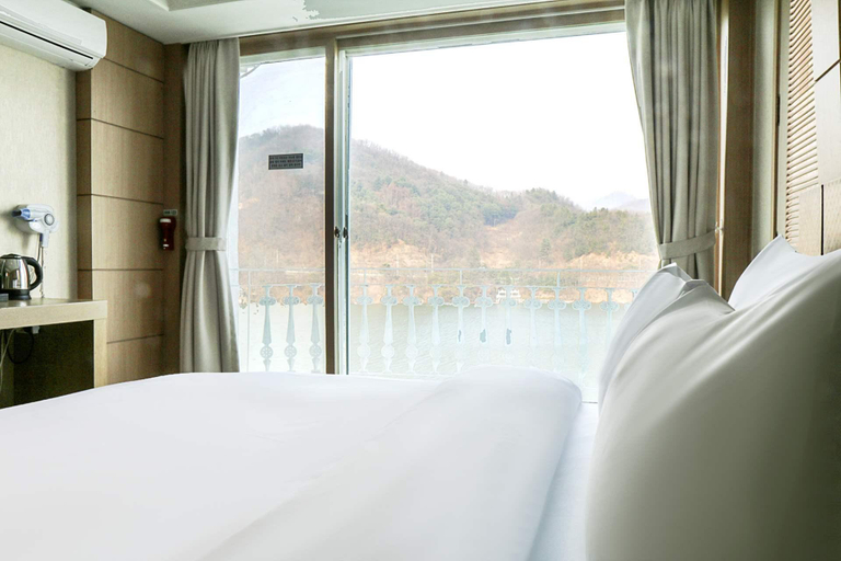 Bedroom 2, Gapyeong Liberland, Gapyeong