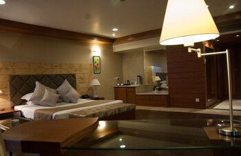 Others 2, Hotel Shivalikview, Chandigarh