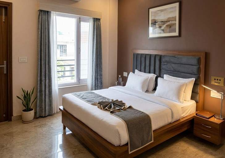 Room 5, Hotel Dreemora, Nainital