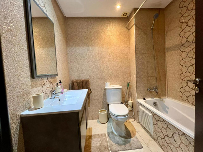 Bathroom, Apartment Casa Marina - Borgone, Ocean & Hassan II Views, Casablanca