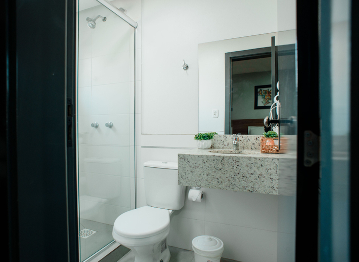 Bathroom, Vallér Montanha Hotel, Lajedão