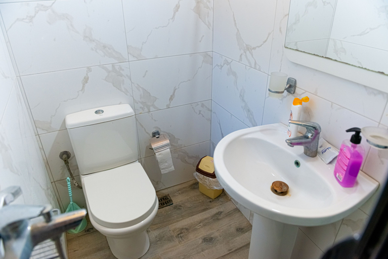 Bathroom 3, ECUADOR Resort, Vlorës
