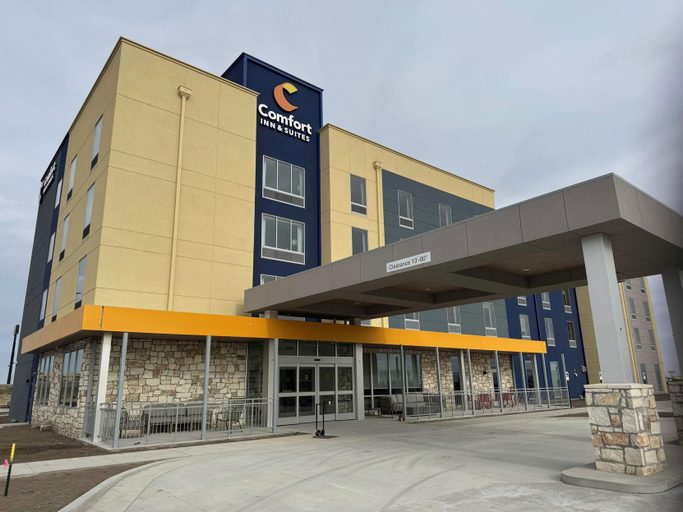 Primary image, Comfort Inn & Suites Colby, Thomas