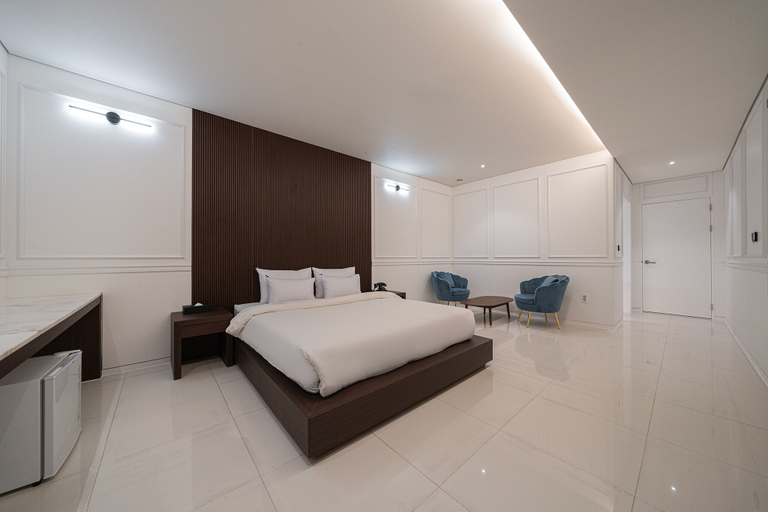 Bedroom 2, Guwol Hotel Rondo, Namdong