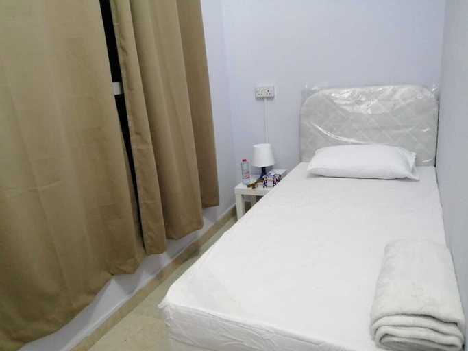 Bedroom 2, AlBarsha 1 Hostel By PHM, Dubai