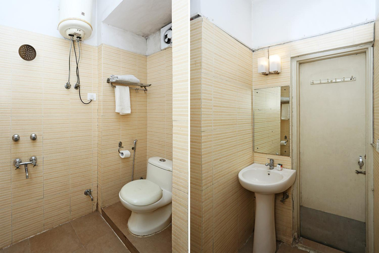 Bathroom, Gem92 Hotel, Delhi