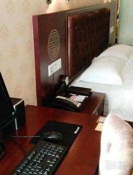 Guestroom 2, Jin De Bao Hotel, Meizhou