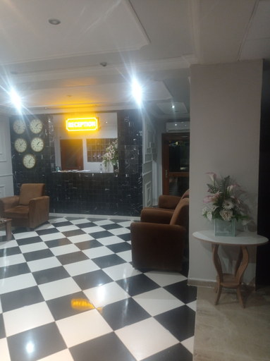 Others 2, Ceren Otel, Izmit