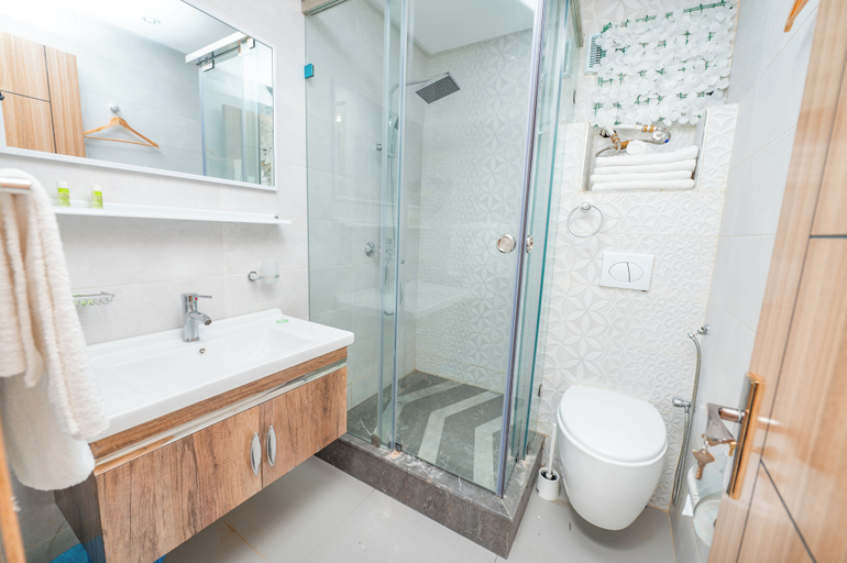 Bathroom 3, Maarif Elite Suites, Casablanca