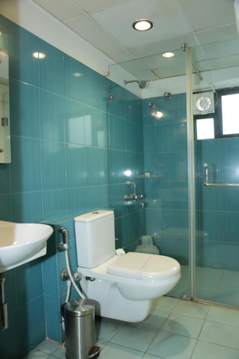 Bathroom 4, Treebo Kings Orchid, Bangalore