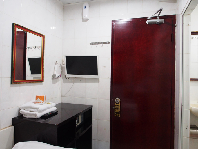 Bedroom 3, City Guest House, Kowloon