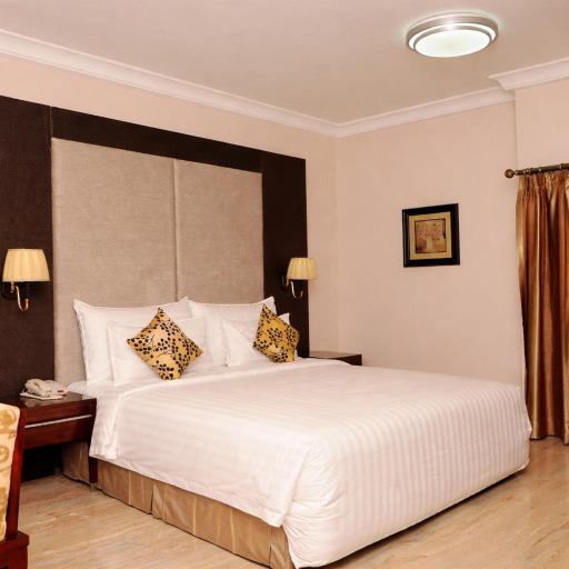 Others 2, Chelsea Hotel, Wuse 2 Abuja, AbujaMun