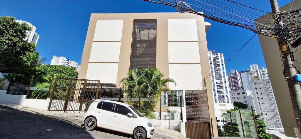 Property grounds 3, COGRA0105 - Edificio Jaragua, Salvador