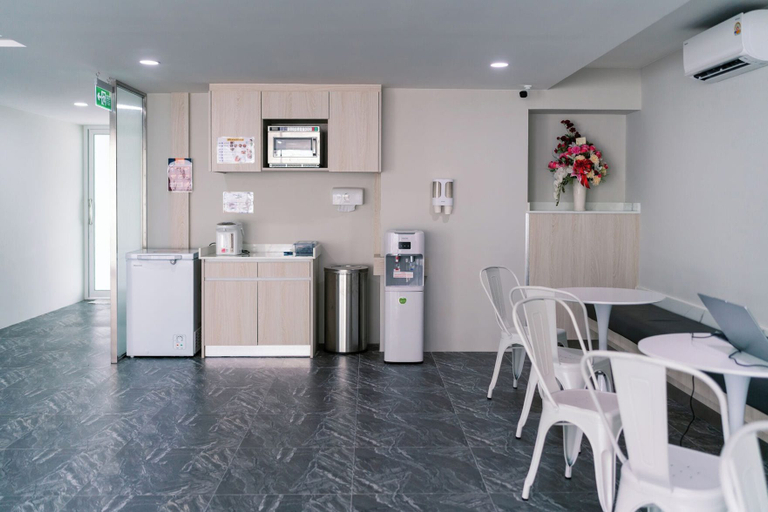Public Area 2, One Budget Hotel Chiangrai Baanmai, Muang Chiang Rai