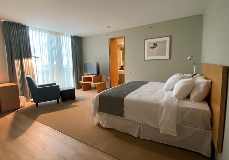 Bedroom, Schulich Hotel & Conference Centre, Toronto