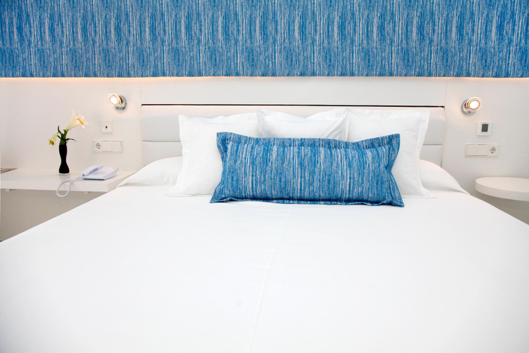 Bedroom 3, Reverence Life Hotel - Adults Only, Baleares