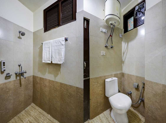 Bathroom 4, Hotel Vinayak -Banganga Road Katra, Reasi
