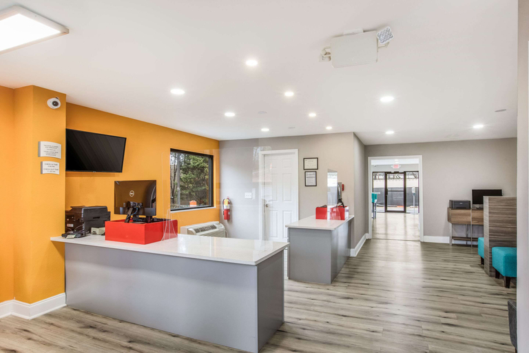 Others 2, Premier Extended Stay, Cobb