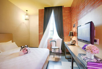 Others 2, the youniQ Hotel, Sepang