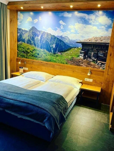 Bedroom 4, Paulaner am Dom Wirtshaus und Hotel, Frankfurt am Main