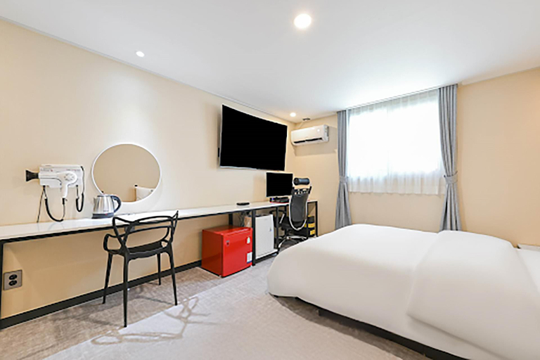 Bedroom 3, Incheon Hotel Secret, Nam