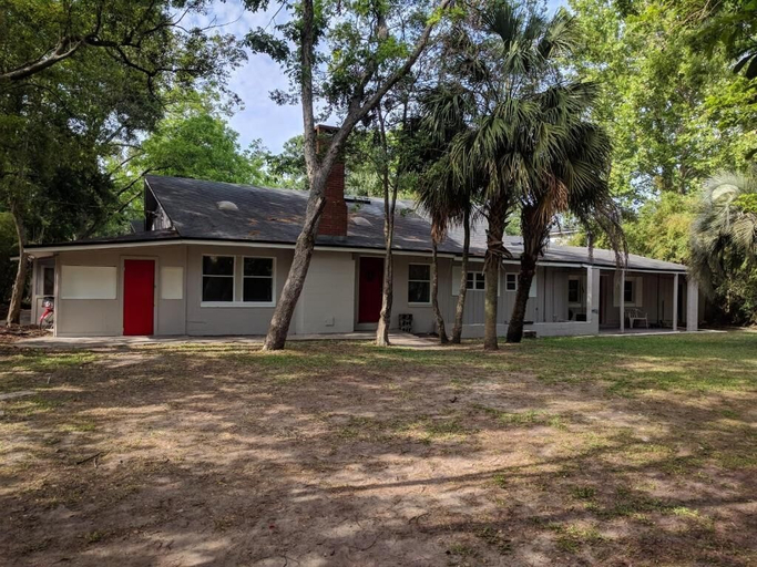 Exterior & Views 2, The Van Zant House, Duval
