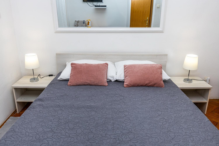 Bedroom 5, Double bedroom in center, Crikvenica