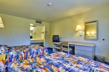 Others 3, Motel 6 Kingman, AZ - Route 66 East, Mohave