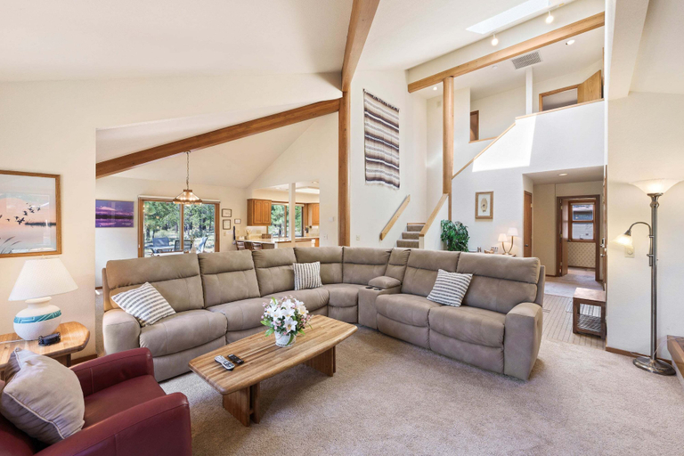 Interior 3, Tokatee 1, Deschutes