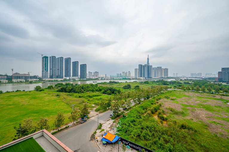 Others 5, The Galleria Residences, District 2