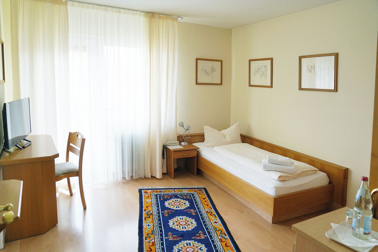 Bedroom 5, Hotel Hofmann zur Mühle Garni, Breisgau-Hochschwarzwald