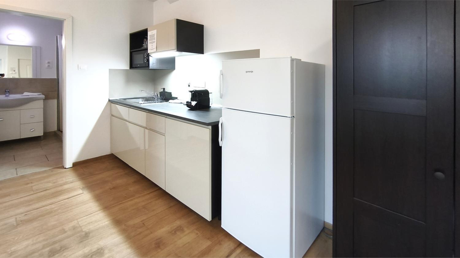 Others 4, Citystay, Budapesti