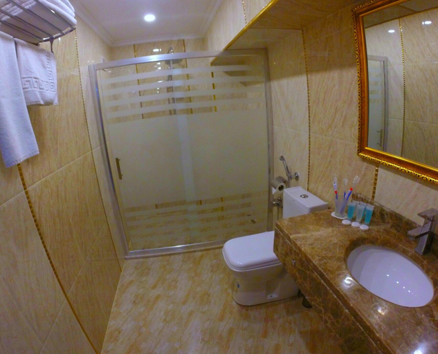Bathroom 4, Boulevard Rigs Boutique Hotel, Baku