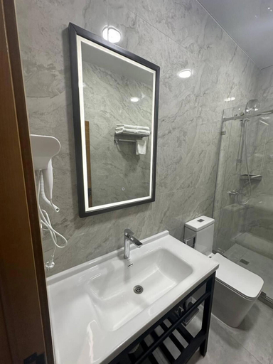 Bathroom, The loren hotel, Tashkent City