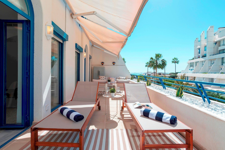 Others 2, Stylish Duplex With Private Pool. Marbella House II, Málaga
