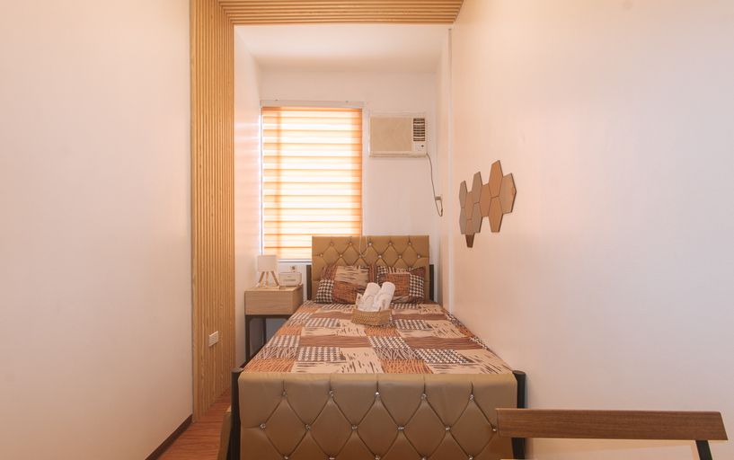 Others 4, G Fam Transient by RedDoorz, Pasay City