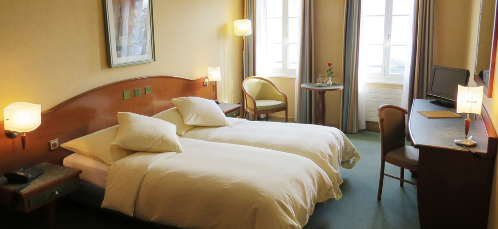 Others 3, Hotel du Port, Lausanne
