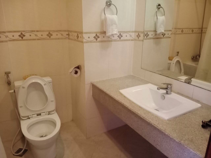 Bathroom, STUNG SANGKE HOTEL, Svay Pao
