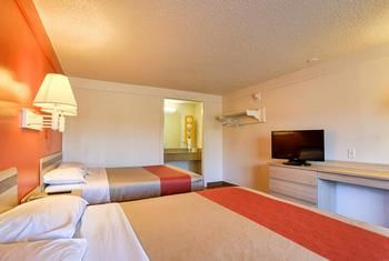 Others 4, Motel 6 Hagerstown, MD, Washington