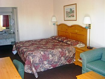 Others 5, Stay 4 Less, Spotsylvania